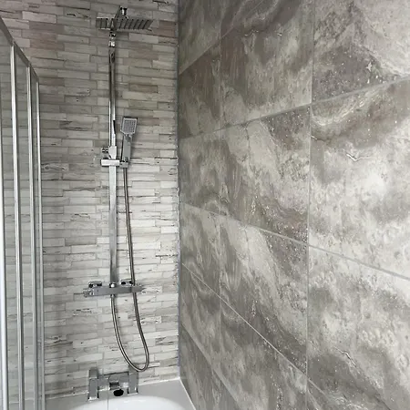 17 Clifton Grove بيت للعطل *